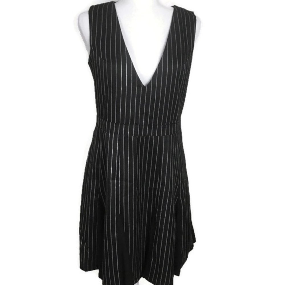 🟡3/$20 Beulah Fit & Flare Pinstripe Dress NWT